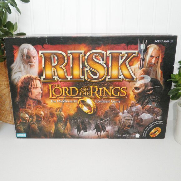 Vintage 2002 The Lord of the Rings RISK Board Game The Middle Earth Conquest - Picture 12 of 12